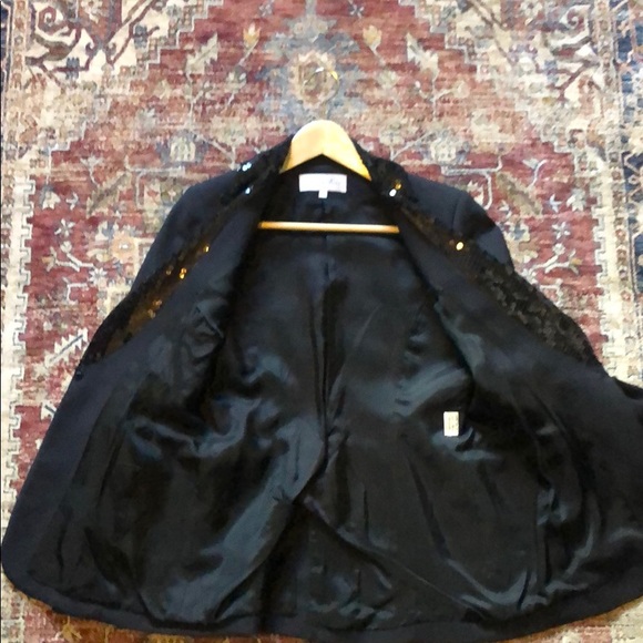 Tux style blazer with black sequin lapel - Picture 3 of 5